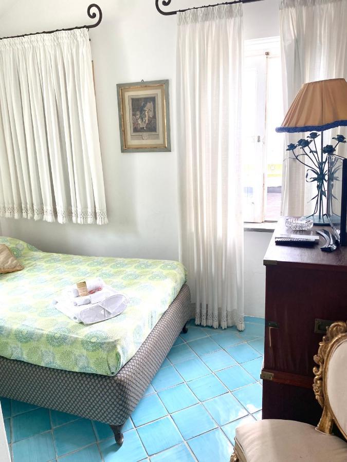 Bed and Breakfast Il Campanile sulla Piazzetta Capri Esterno foto